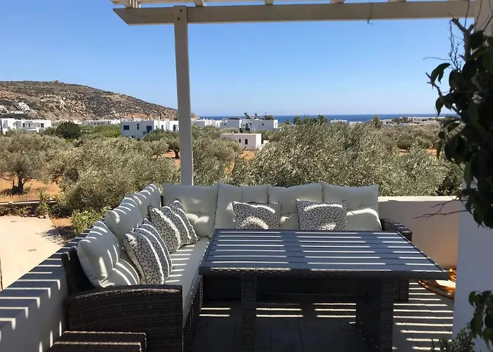 Perivoli Platis Gialos (Sifnos)