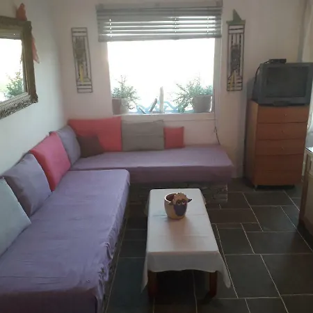 Perivoli Platis Gialos (Sifnos)